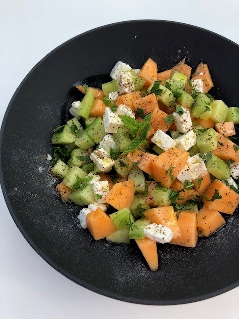 Salade de melon, concombre à la feta